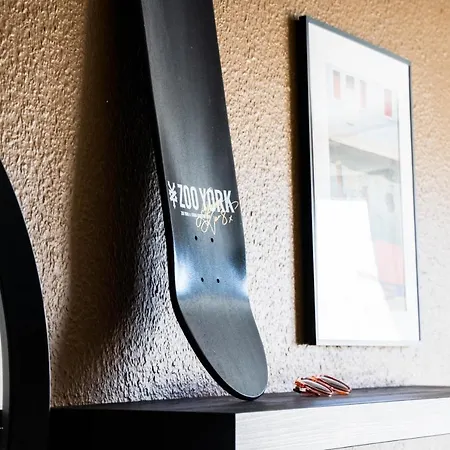 The Flat - Gare Apartment *