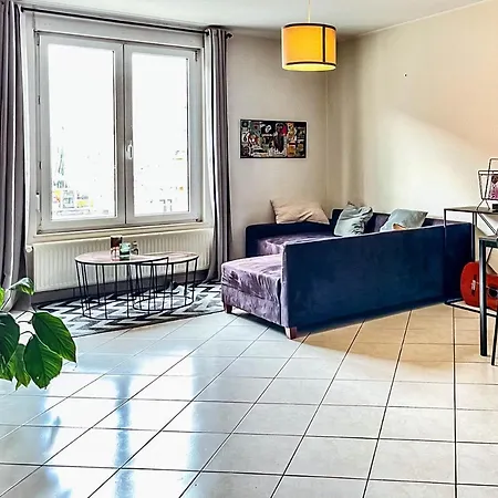 The Flat - Gare